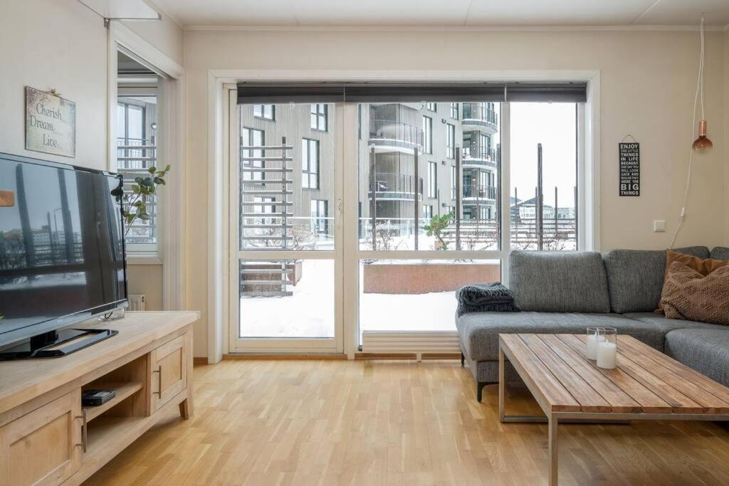 شقة Cozy Cove At Solsiden - 2Br Familyfriendly تروندهايم المظهر الخارجي الصورة