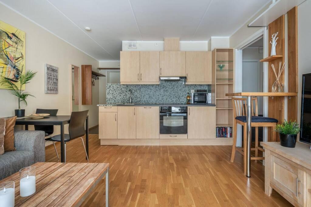 شقة Cozy Cove At Solsiden - 2Br Familyfriendly تروندهايم المظهر الخارجي الصورة